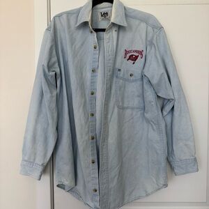 Lee vintage 90s Light Blue Denim cotton Shirt with Buccaneers Logo